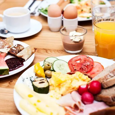 Neptun Hotel apartamentowy 3*
